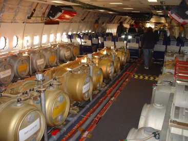 Chemtrails - interior spraying plane 06.jpg